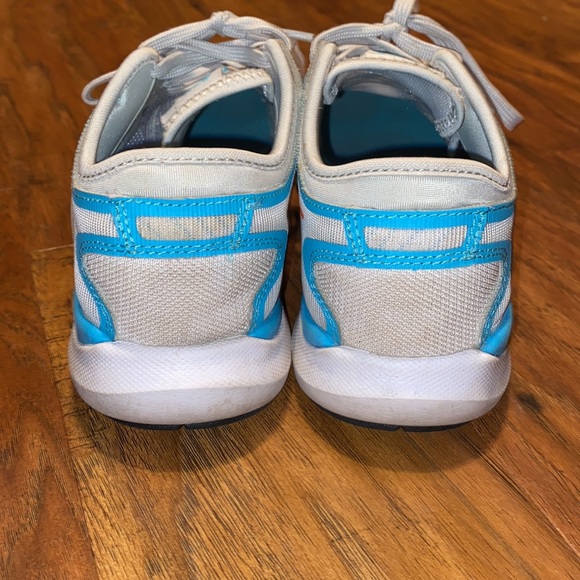 NIKE FLEX SUPREME - Picture 3 of 5